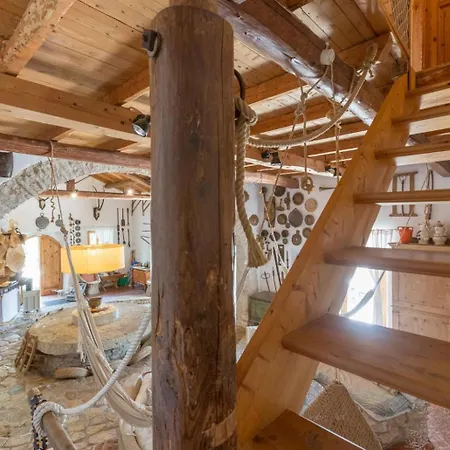The Olive Press Bay וילה Agní