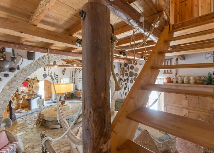 The Olive Press Bay Vilă Agní