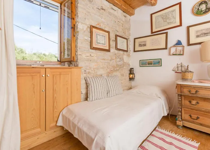 The Olive Press Bay *