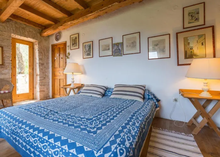 Villa The Olive Press Bay *